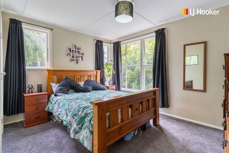 Photo of property in 15 Hanlon Street, Halfway Bush, Dunedin, 9010