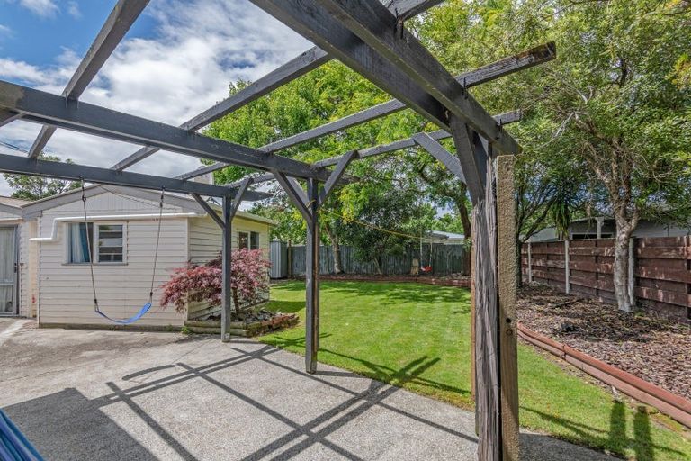 Photo of property in 43 John F Kennedy Drive, Milson, Palmerston North, 4414