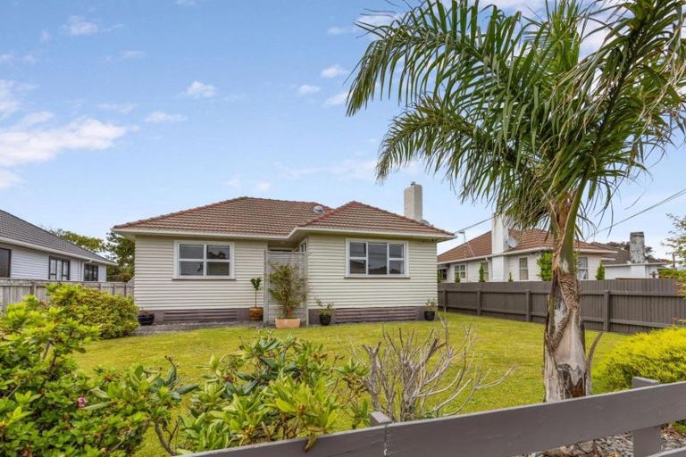 Photo of property in 267 Frankley Road, Ferndale, New Plymouth, 4310