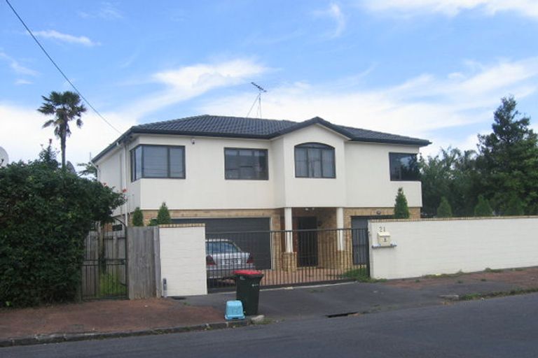 Photo of property in 21 Woodbine Avenue, Greenlane, Auckland, 1051