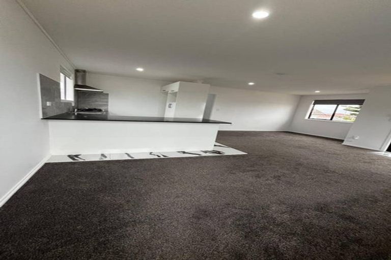 Photo of property in 2/3 Coombe Avenue, Otara, Auckland, 2023