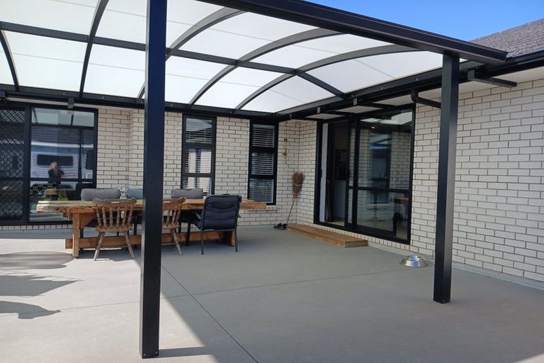 Photo of property in 12 Costello Drive, Ngatea, 3503