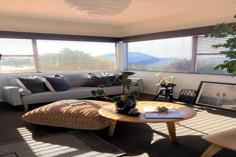 Photo of property in 6 Stormont Place, Kingston, Wellington, 6021