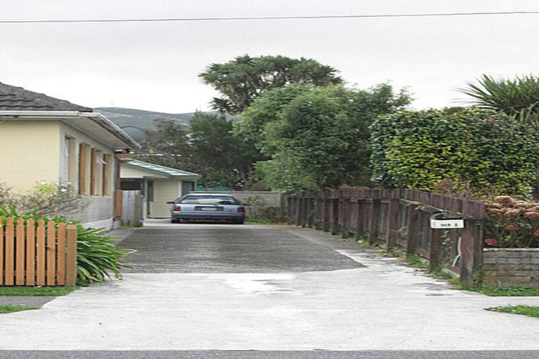 Photo of property in 2/141 Oxford Terrace, Epuni, Lower Hutt, 5011