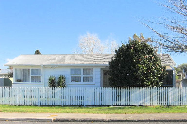 Photo of property in 75 Dominion Road, Papakura, 2110