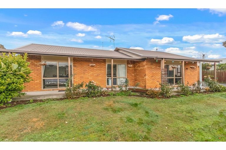 Photo of property in 1 Skerten Avenue, Hornby South, Christchurch, 8042