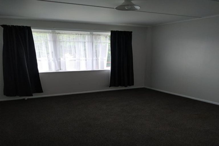 Photo of property in 75 Cameron Crescent, Masterton, 5810