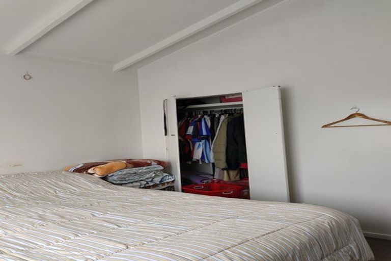 Photo of property in 1/27 Brandon Road, Glen Eden, Auckland, 0602