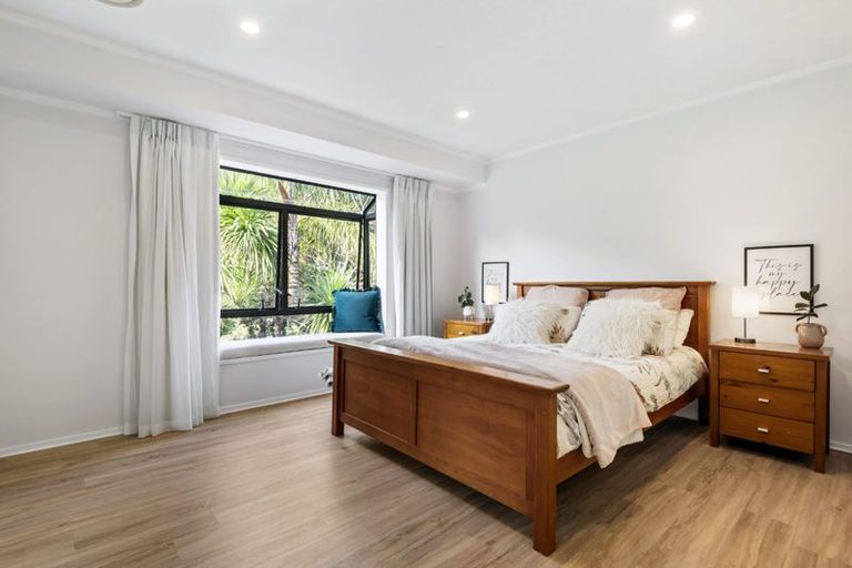 Photo of property in 2/74 Glamorgan Drive, Torbay, Auckland, 0630