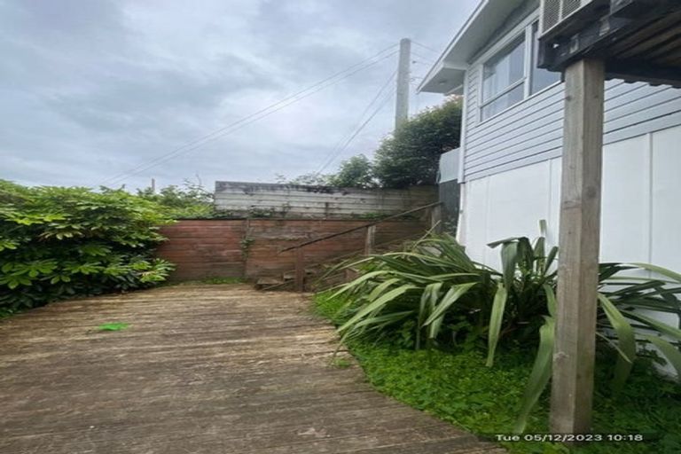 Photo of property in 27a Thomas Street, Stokes Valley, Lower Hutt, 5019