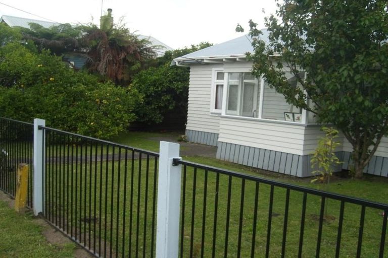 Photo of property in 29 Hakanoa Street, Huntly, 3700