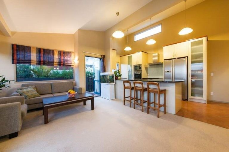 Photo of property in 43 Bramley Drive, Farm Cove, Auckland, 2012