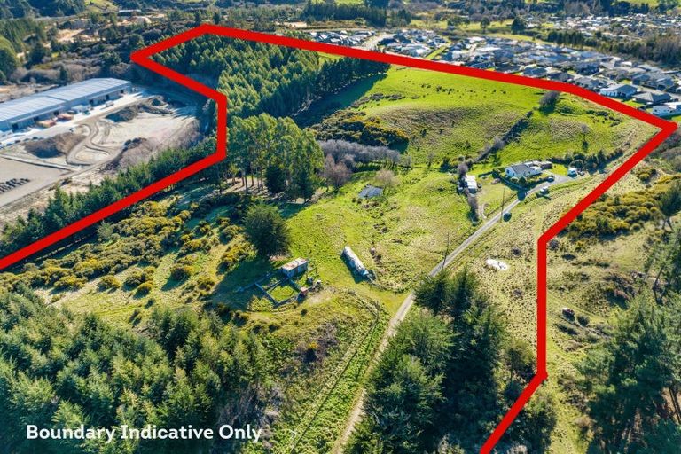 Photo of property in 353 Main South Road, Green Island, Dunedin, 9018