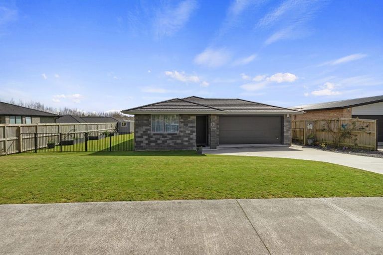 Photo of property in 5 Chardonnay Way, Te Kauwhata, 3710