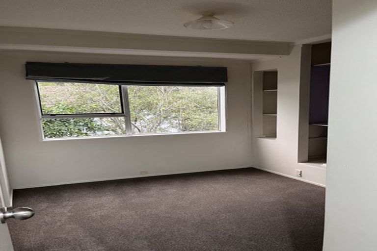 Photo of property in 1/77 Manuka Road, Bayview, Auckland, 0629
