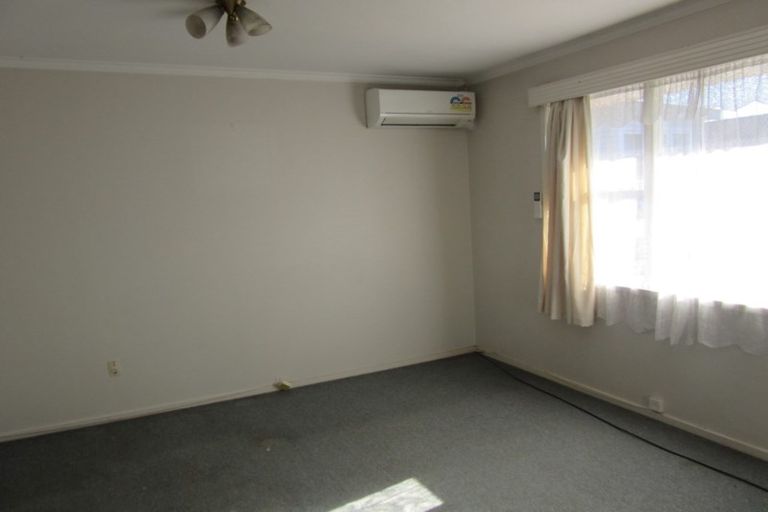 Photo of property in 2/245 Saint George Street, Papatoetoe, Auckland, 2025