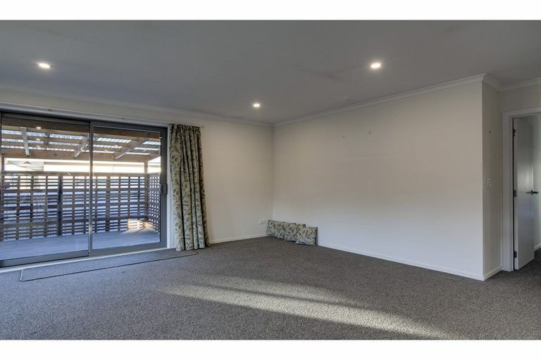 Photo of property in 75 Arthur Street, Seaview, Timaru, 7910