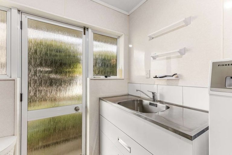 Photo of property in 55 Branch Road, Highlands Park, New Plymouth, 4312