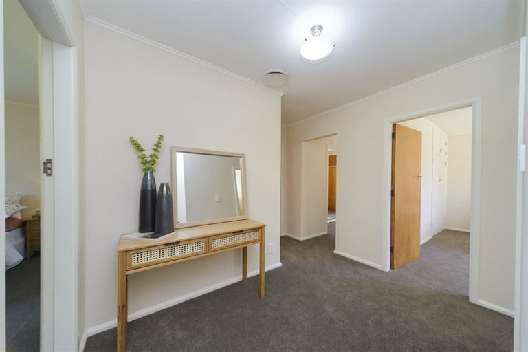Photo of property in 25 Wincanton Place, Awapuni, Palmerston North, 4412