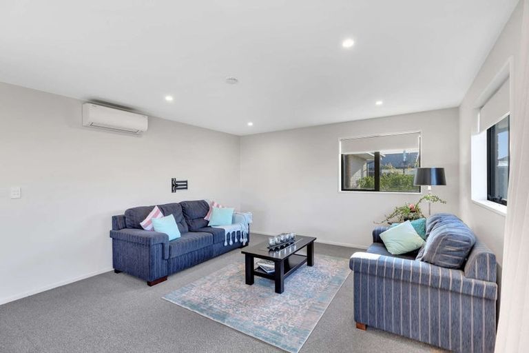 Photo of property in 5 Burke Lane, Amberley, 7410