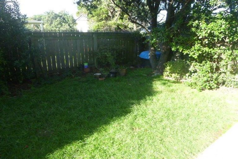 Photo of property in 7/69 Freyberg Street, Lyall Bay, Wellington, 6022