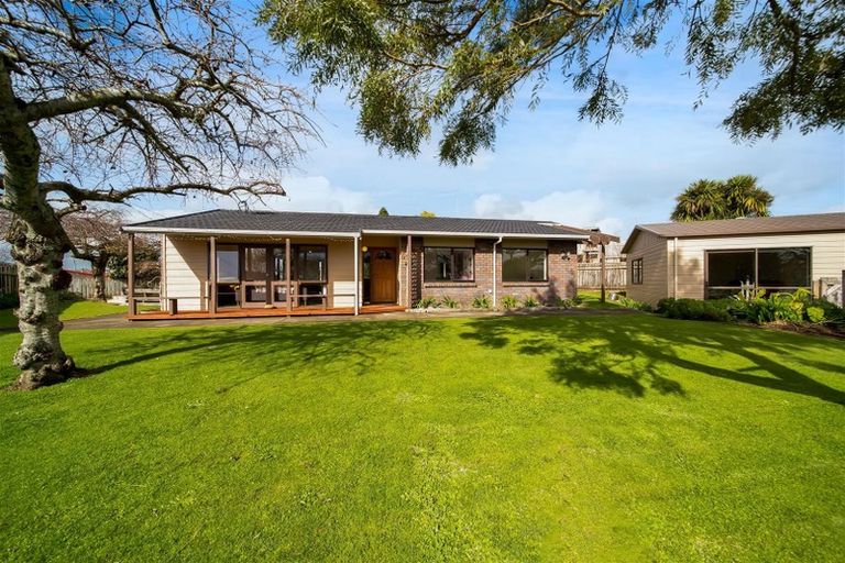 Photo of property in 11a Wicklow Place, Bell Block, New Plymouth, 4312