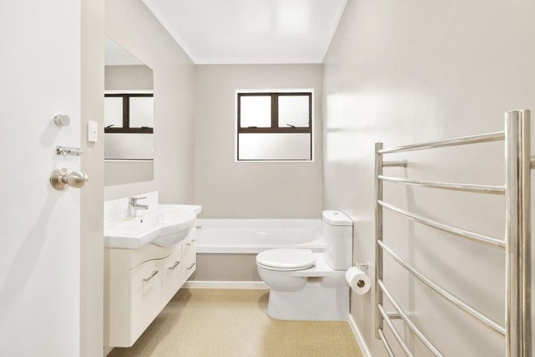 Photo of property in 51b View Road, Houghton Bay, Wellington, 6023