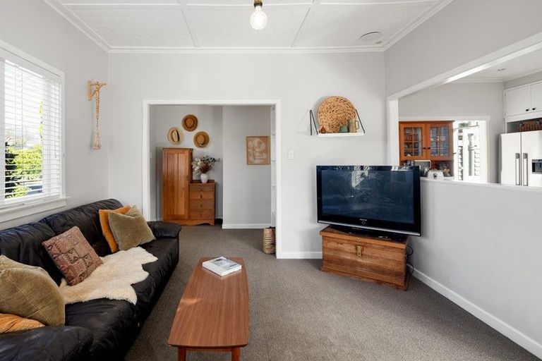 Photo of property in 14 Windsor Road, Maeroa, Hamilton, 3200