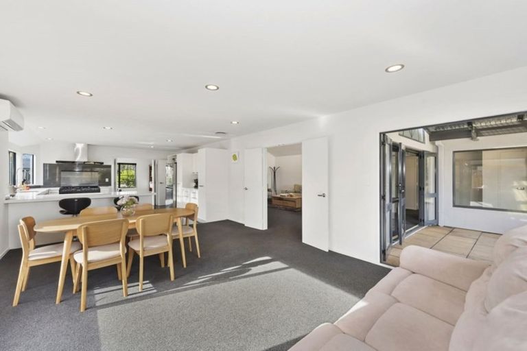 Photo of property in 19 Montrose Crescent, Huntington, Hamilton, 3210