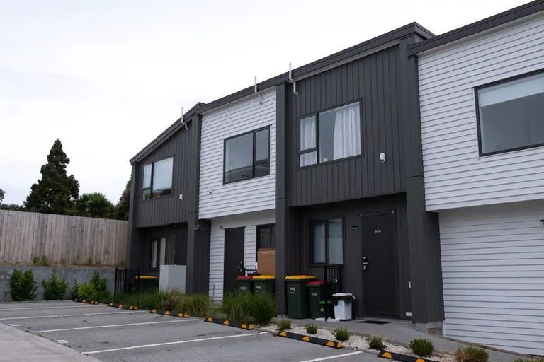 Photo of property in 67c Divich Avenue, Te Atatu South, Auckland, 0610