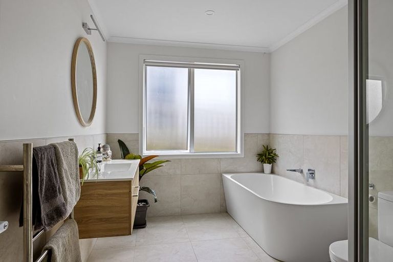 Photo of property in 14 Three Brothers Place, Warkworth, 0981