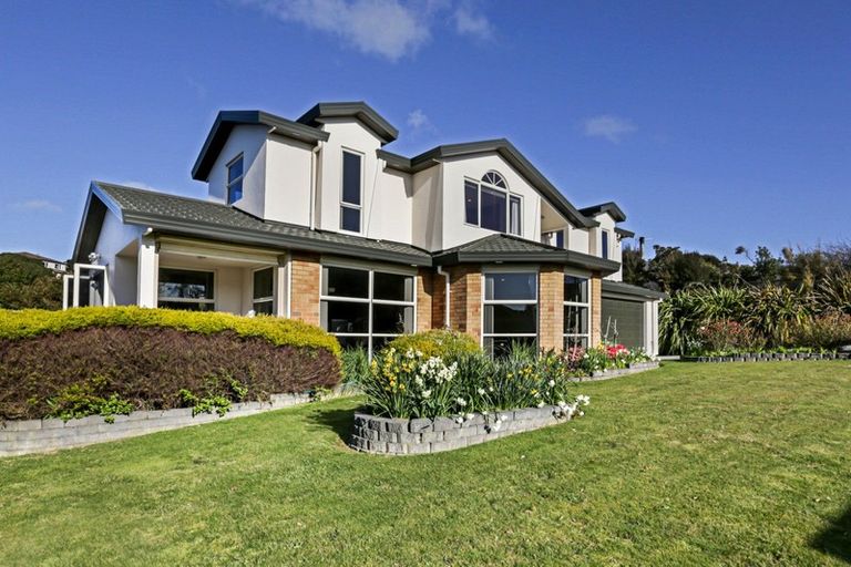 Photo of property in 43 Navigation Drive, Whitby, Porirua, 5024