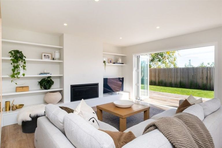 Photo of property in 49a Napier Road, Havelock North, 4130