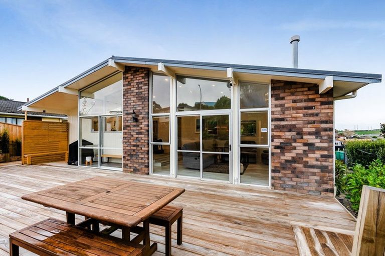 Photo of property in 9 Bronte Place, Whalers Gate, New Plymouth, 4310