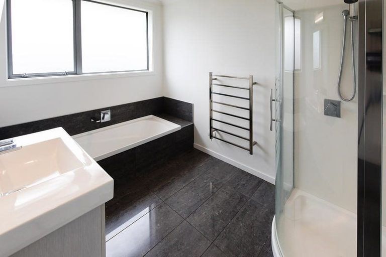 Photo of property in 197 Wingatui Road, Mosgiel, 9024