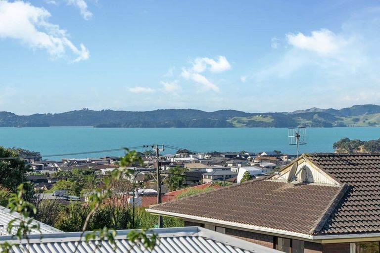 Photo of property in 11 Karaka Road, Beachlands, Auckland, 2018