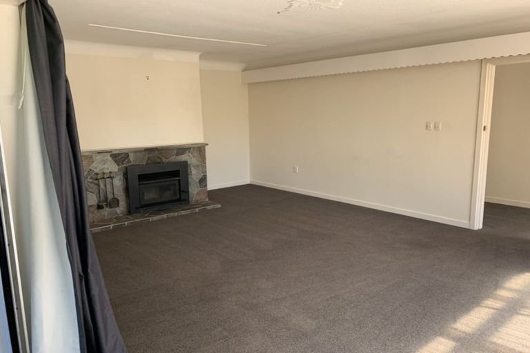 Photo of property in 5 Pahau Place, Cracroft, Christchurch, 8025