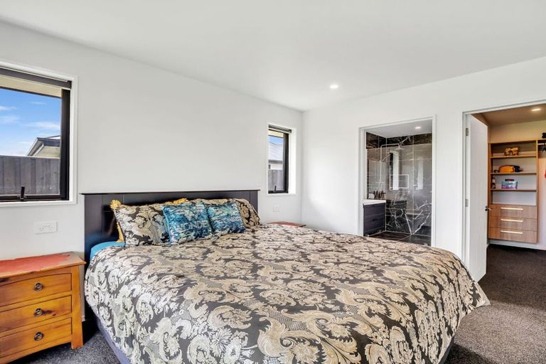 Photo of property in 17 Lusk Street, Rangiora, 7400