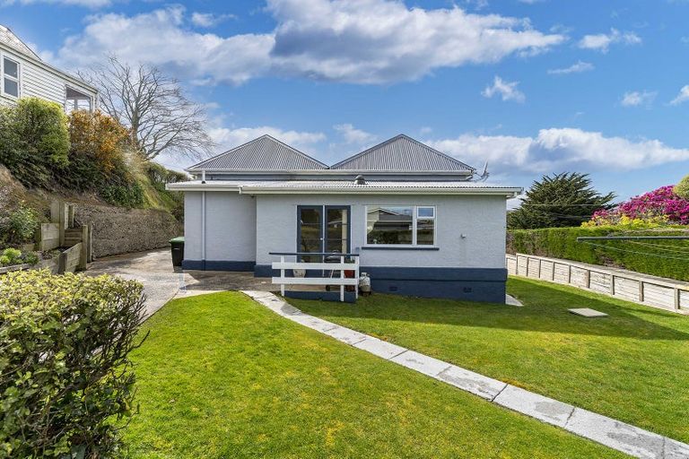 Photo of property in 34 Eglinton Road, The Glen, Dunedin, 9011