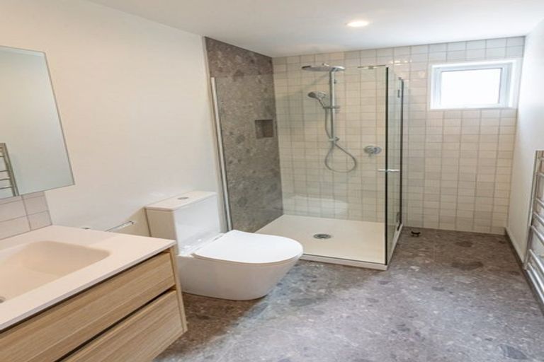 Photo of property in 6/21 Courtenay Street, St Albans, Christchurch, 8014