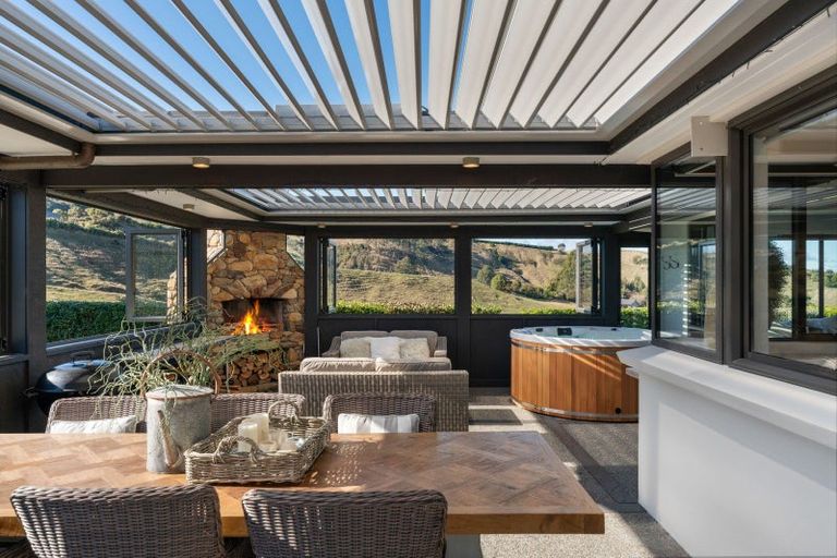 Photo of property in 20 Katelyn Place, Kinloch, Taupo, 3385