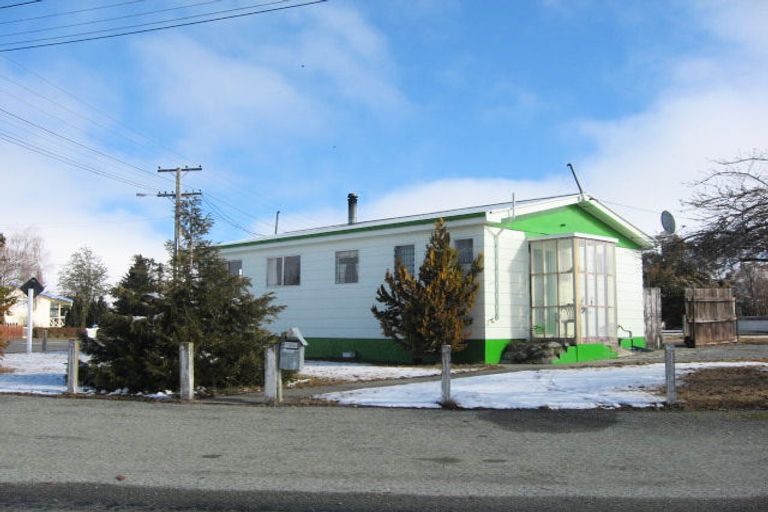 Photo of property in 136 Mackenzie Drive, Twizel, 7901