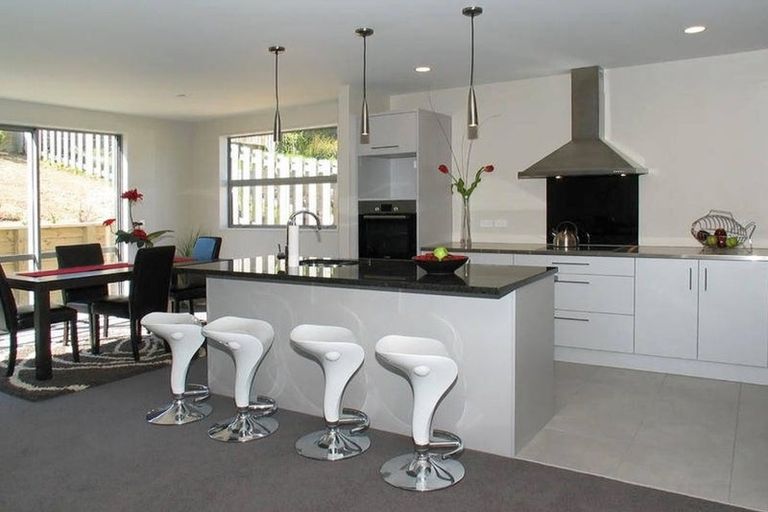 Photo of property in 11 Fiordland Place, Aotea, Porirua, 5024