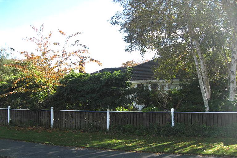 Photo of property in 3 Plynlimon Road, Fendalton, Christchurch, 8052
