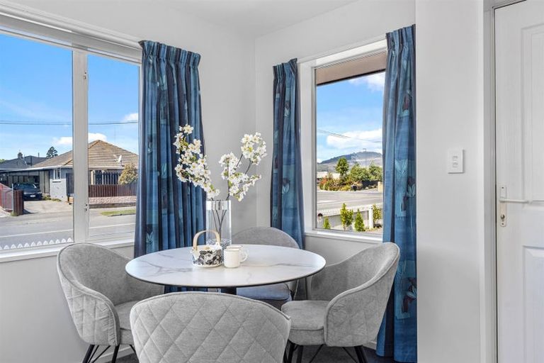 Photo of property in 1a Oakridge Street, Halswell, Christchurch, 8025