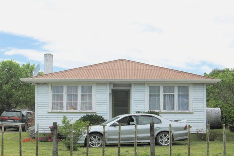 Photo of property in 4 Resolution Street, Tolaga Bay, 4077
