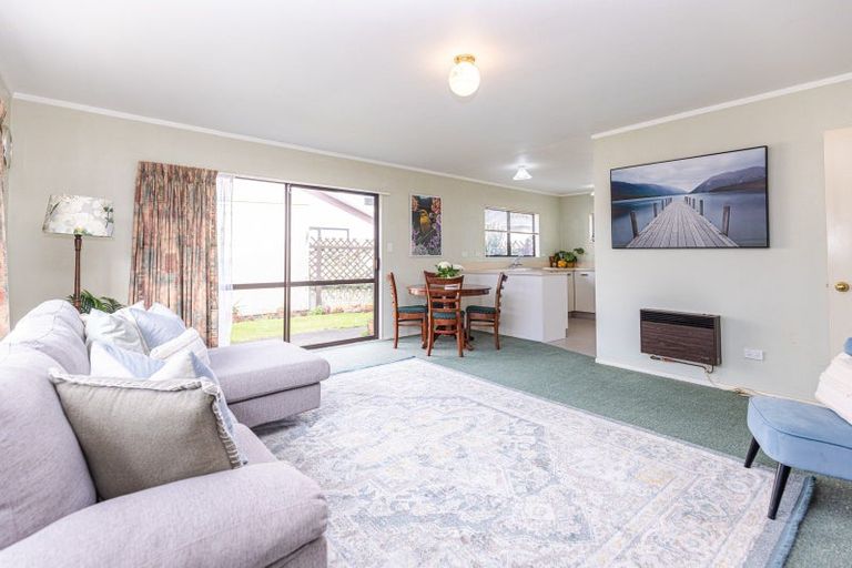Photo of property in 17b Totara Street, Tawhero, Whanganui, 4501