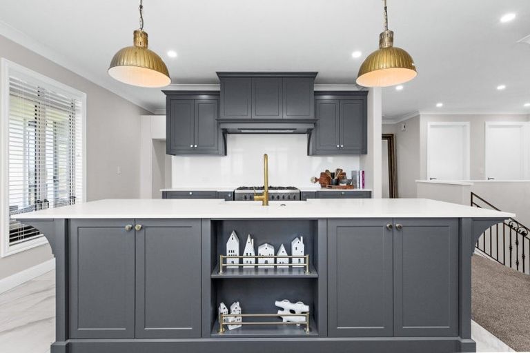 Photo of property in 1 Ridgeway Terrace, Taradale, Napier, 4112