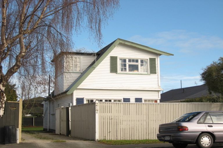 Photo of property in 217 Springfield Road, St Albans, Christchurch, 8014