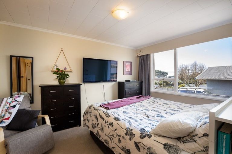 Photo of property in 1/21 Dorset Avenue, Westown, New Plymouth, 4310